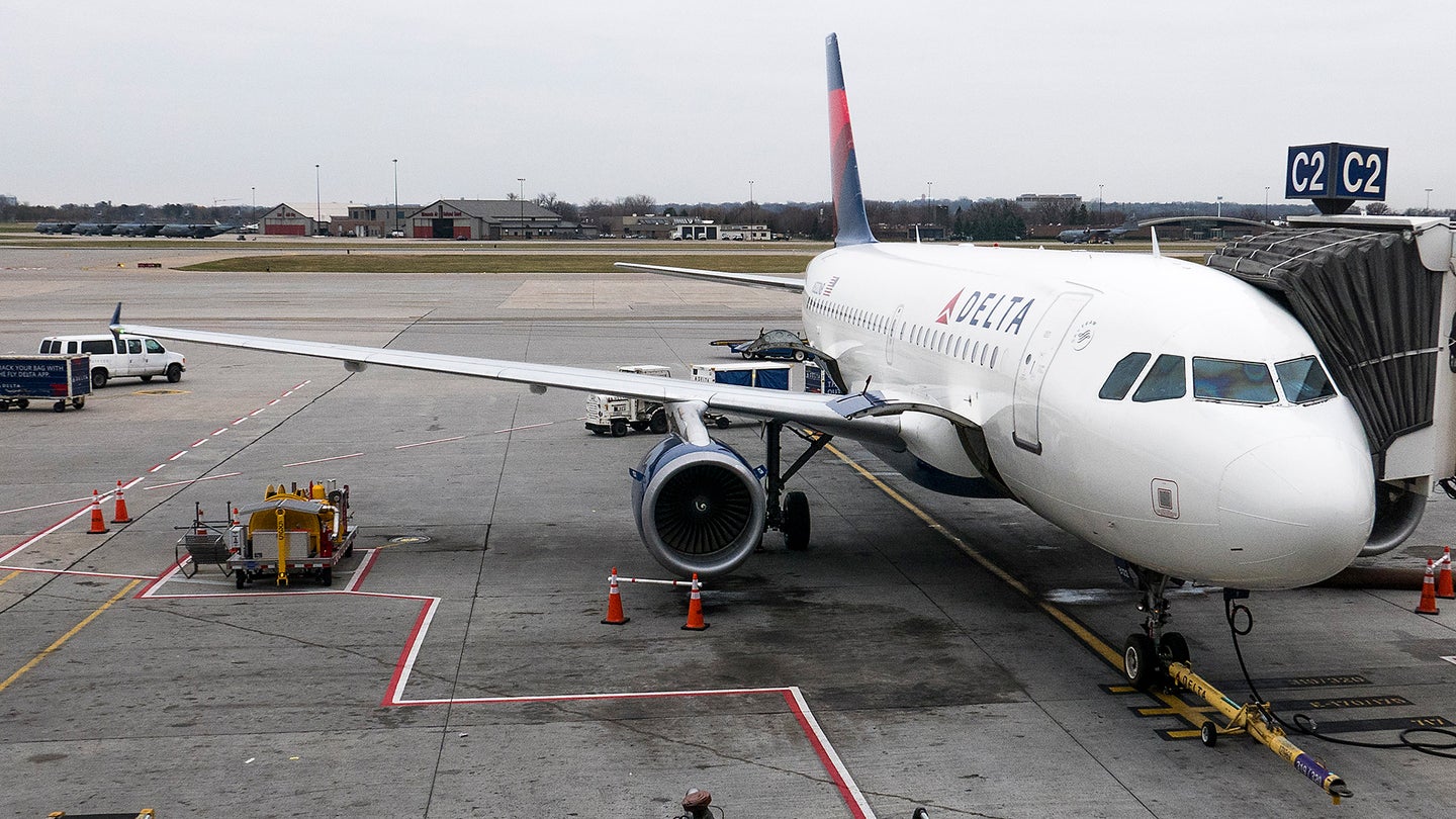 Delta Apologizes After Crew Threatens Family With Jail for Not Giving Up Seats