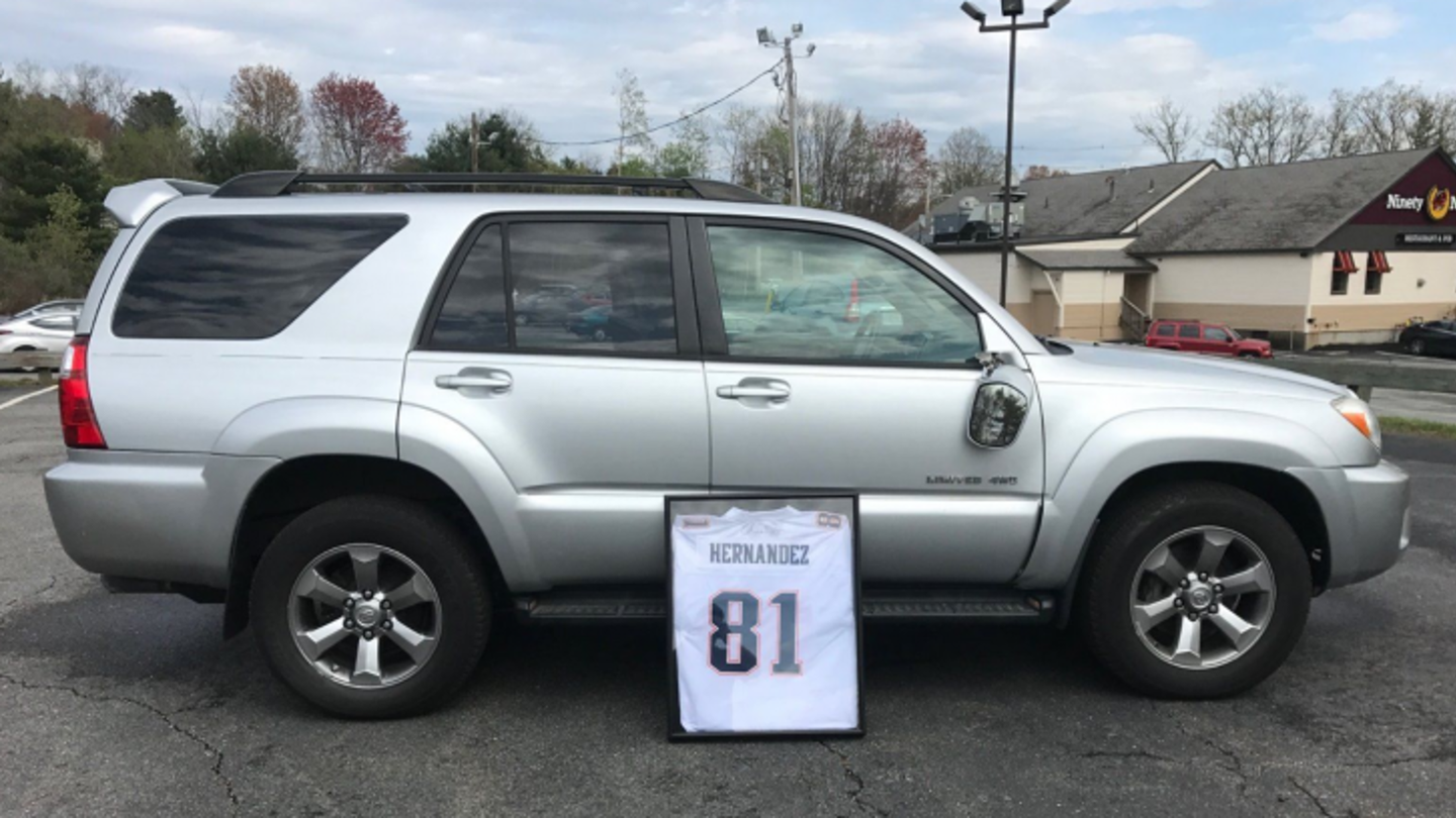 eBay Cancels Auction of Aaron Hernandez&#8217;s So-Called &#8220;Murder Car&#8221;