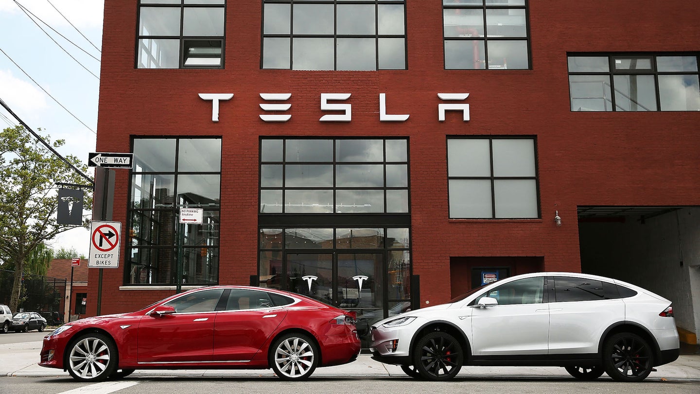 Tesla Gets Partial Credit from <em>Consumer Reports</em> for Partial Automatic Braking