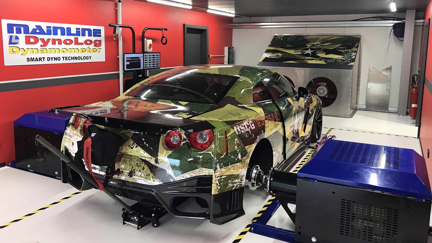 Watch a 1,800-HP Nissan GT-R Hit 213 MPH in the Half Mile