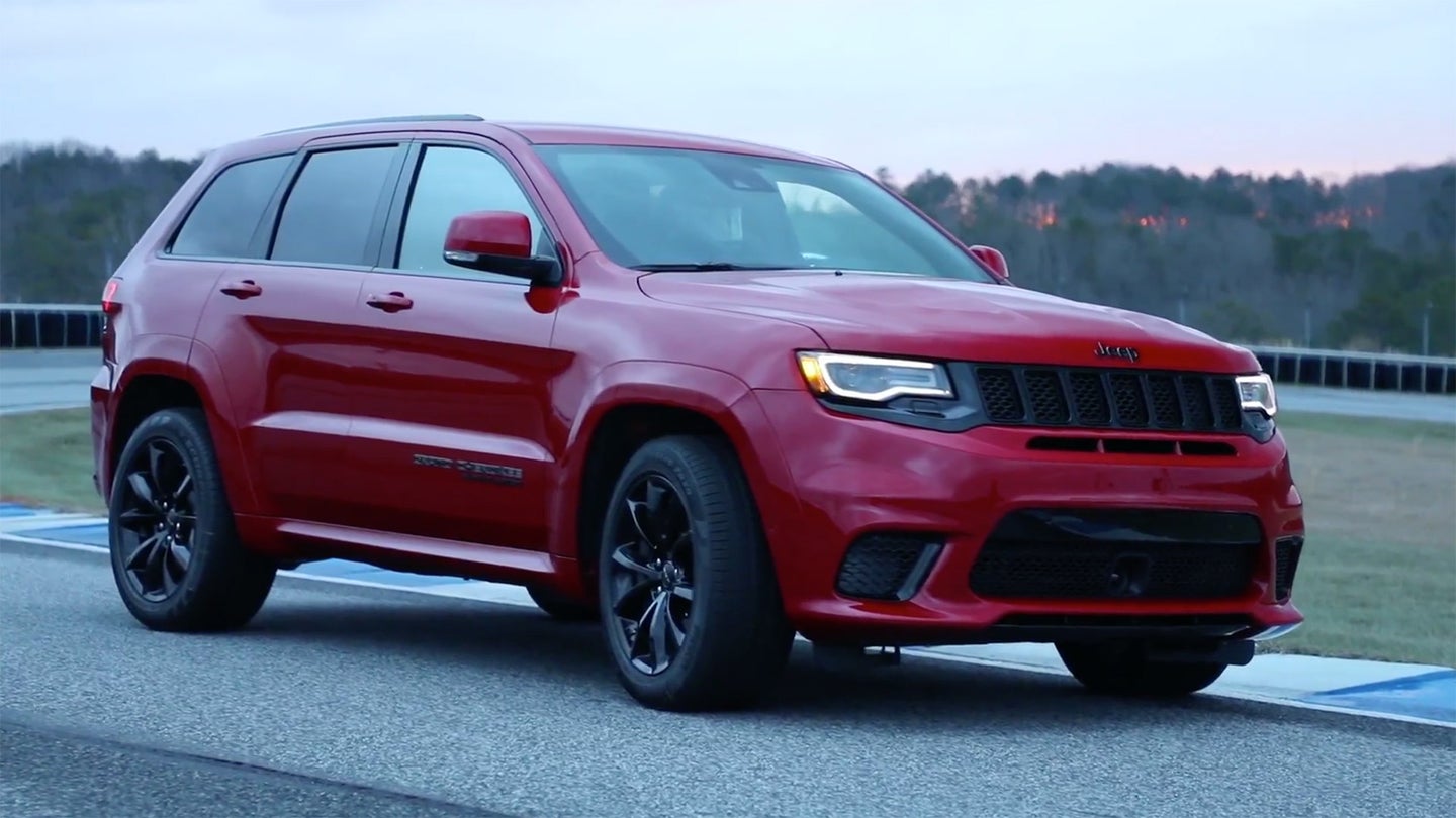 Watch This Jeep Grand Cherokee Trackhawk Put Its Supercharged V8 To Work
