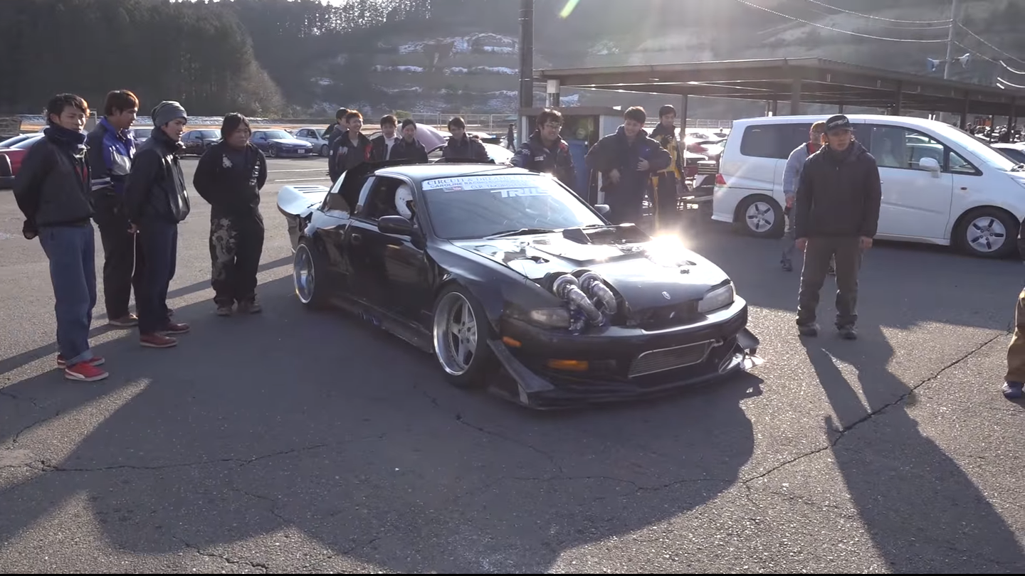 Check Out This Ridiculous Quad-Turbo 2JZ S14 Nissan Silvia In Japan