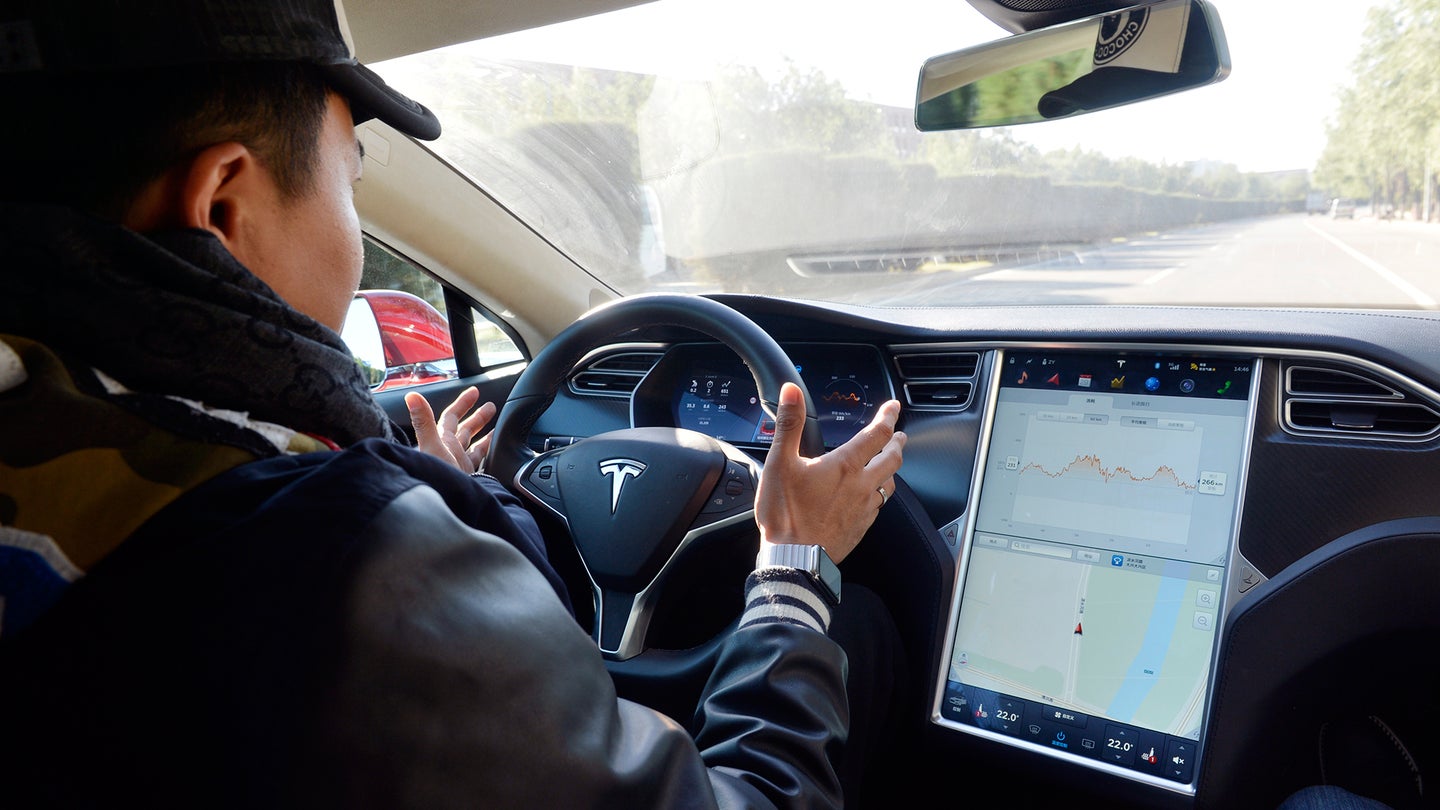 Tesla Sees Autopilot Usage Decrease After High Profile Crashes