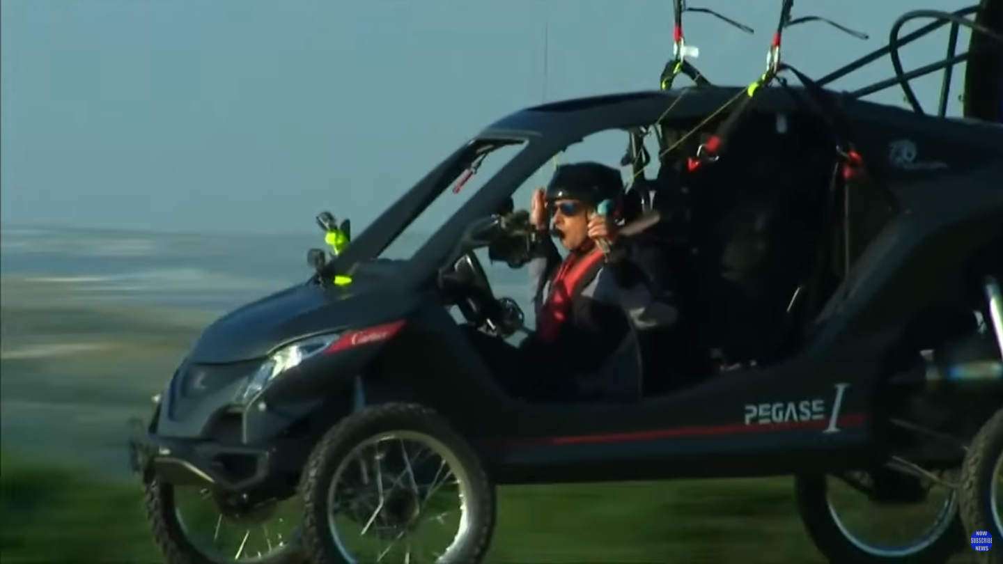 Watch a French Pilot Cross the English Channel in a Flying Car