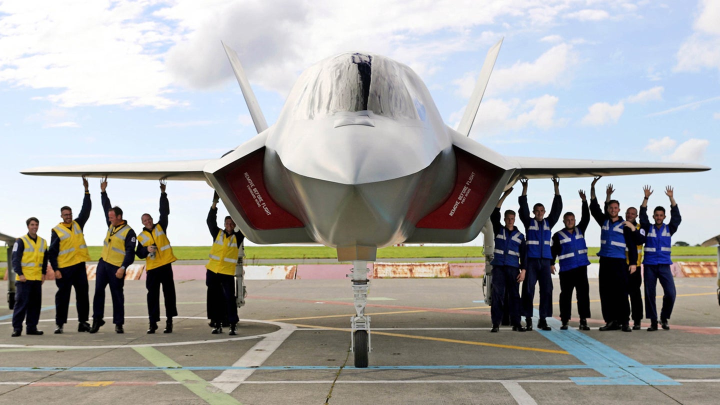 Deck Crews for Royal Navy&#8217;s New Carrier Train With These &#8220;Faux&#8221; F-35s