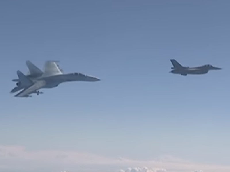 Missile Laden Su-27 Gets Between NATO F-16 And Russian Defense Minister’s Jet