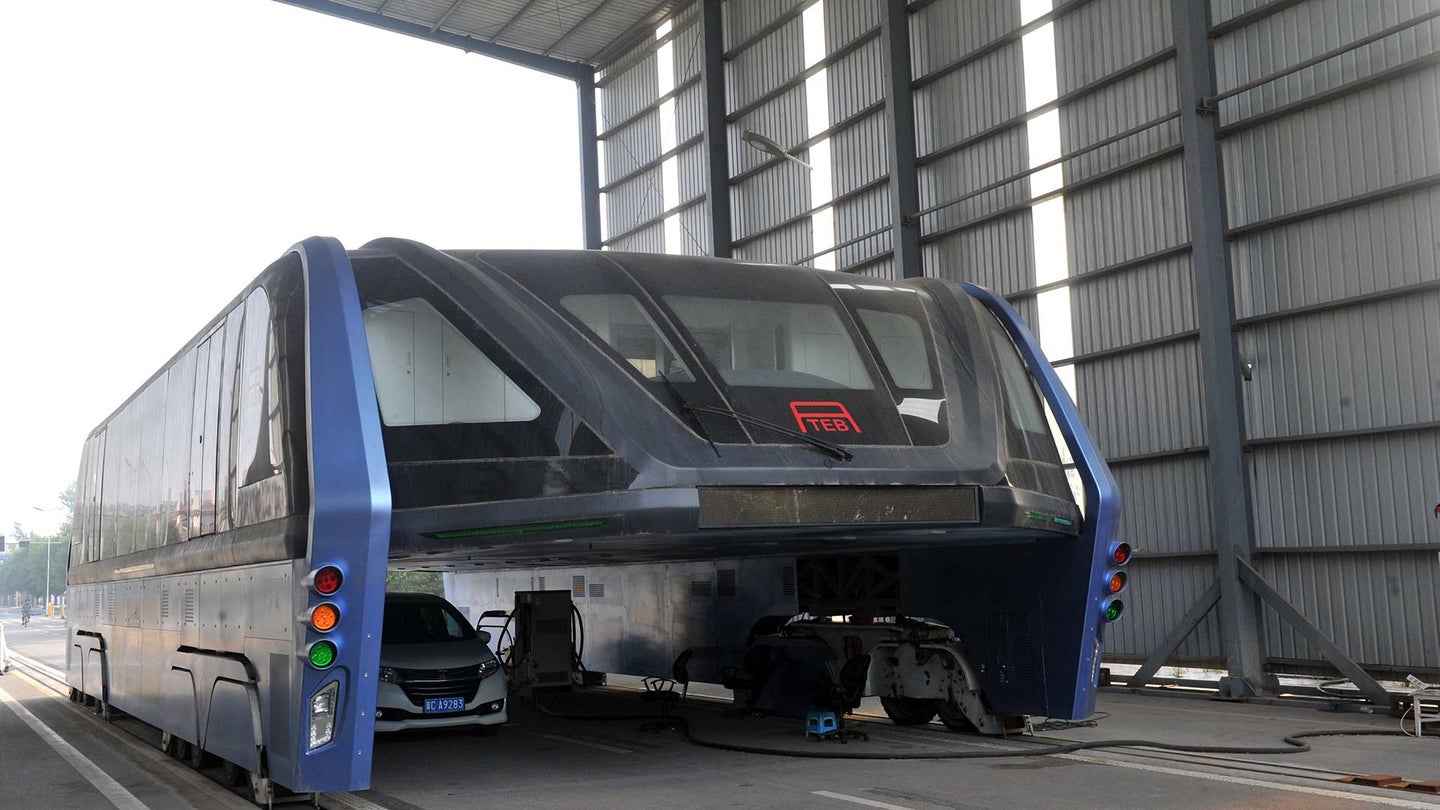 China’s ‘Straddling Bus’ Is Now Scheduled to Die