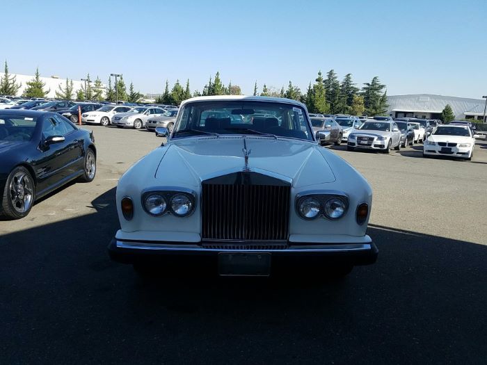 This 1978 Rolls-Royce Silver Shadow Lives In The Shadows
