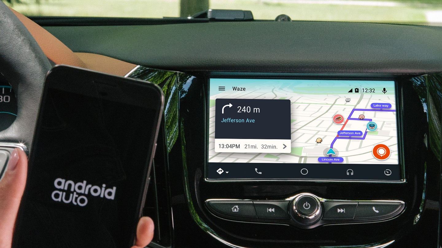 Waze Finally Joins Android Auto, We Take it for a Spin
