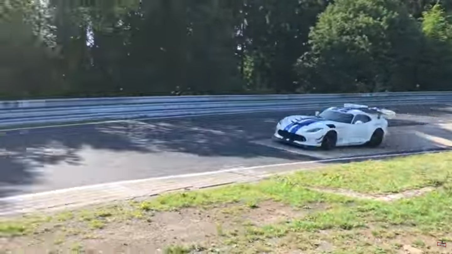 Watch This Privateer Dodge Viper ACR Hit the Nurburgring Ahead of a Lap Record Attempt