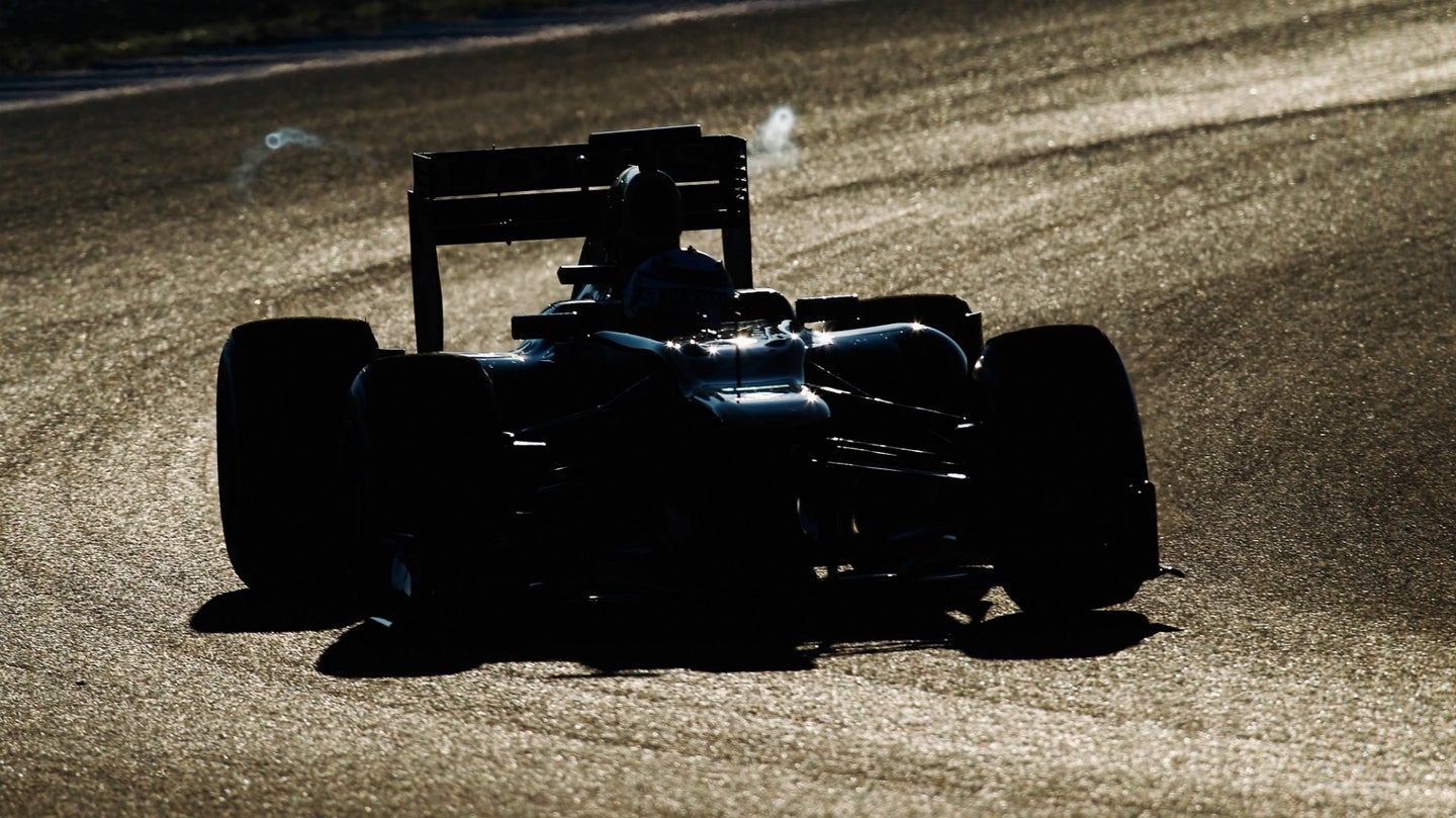 Watch Robert Kubica&#8217;s Renault Sport Formula One Test at Circuit Paul Ricard