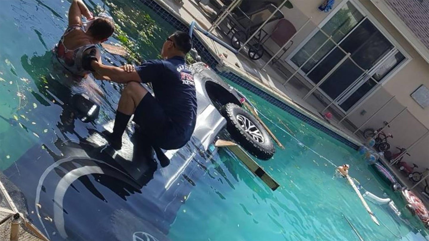 Ford F-150 Raptor Crashes Into Pool With Lady Still Inside