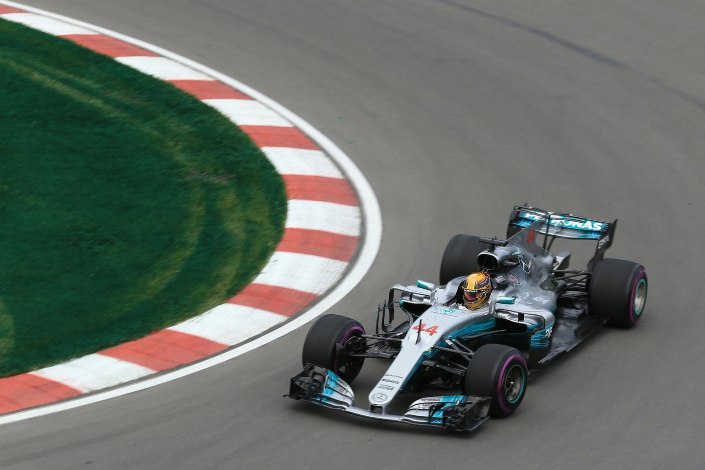 Lewis Hamilton Thinks He’s Driving at His Best Right Now