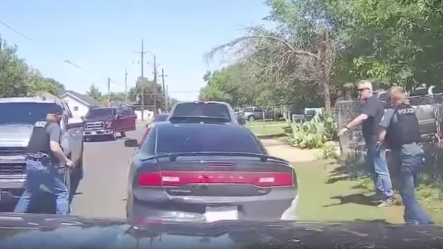 Watch a Suspect Use a Dodge Charger to Bump His Way Out of an Arrest