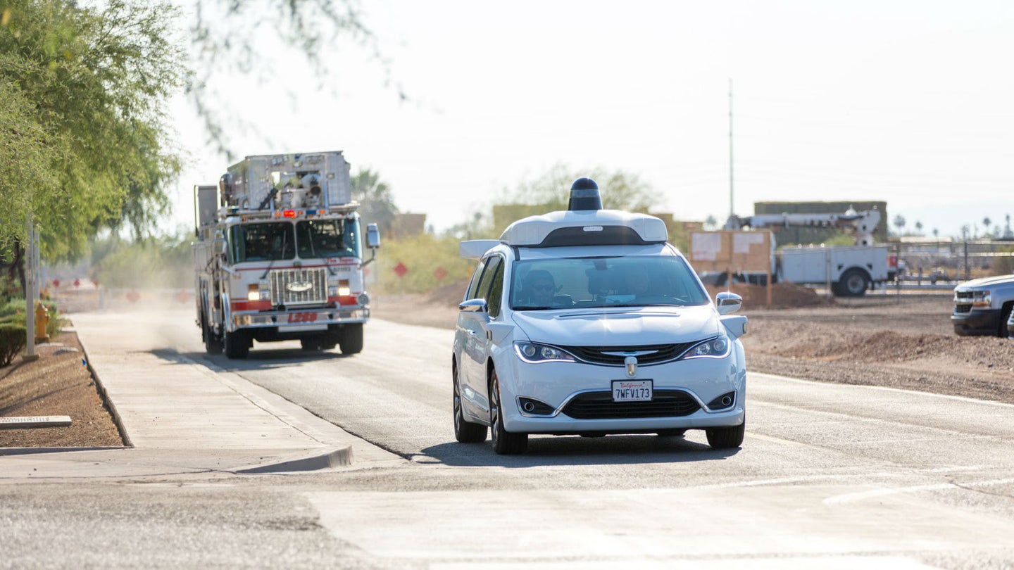 Waymo&#8217;s Autonomous Cars Know How To Pull Over For Emergency Vehicles
