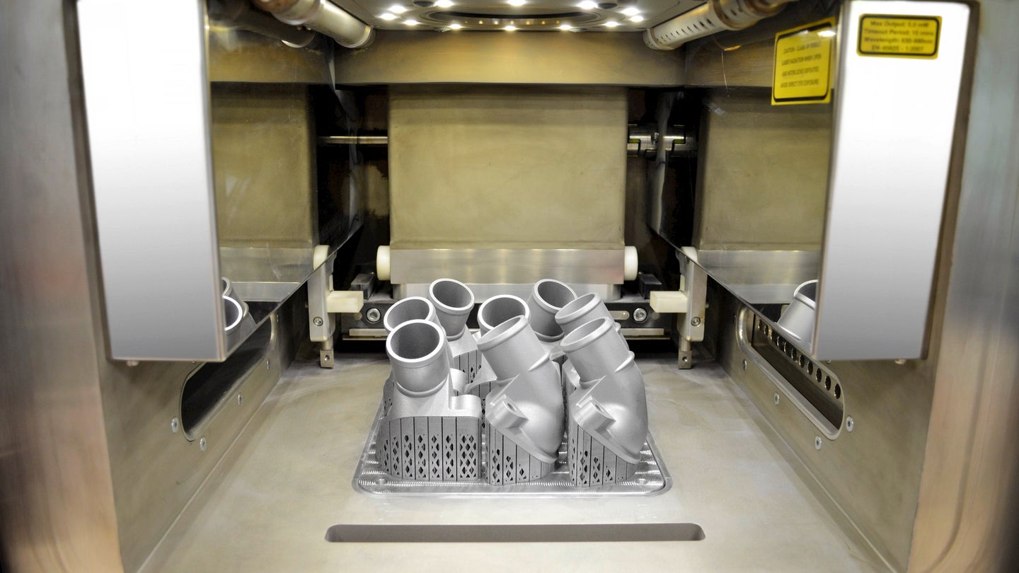 Daimler Creates 3D-Printed Metal Spare Parts for Mercedes-Benz Trucks