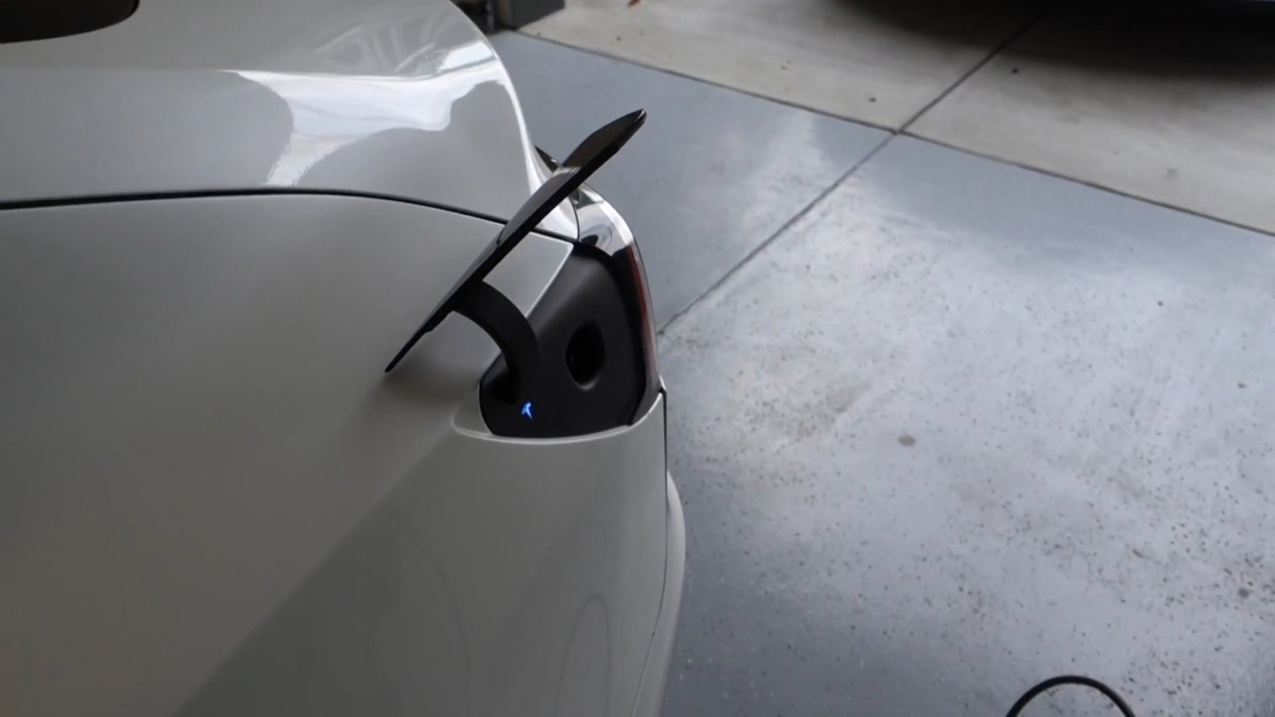 The Model 3’s Charging Door Is Completely Motorized