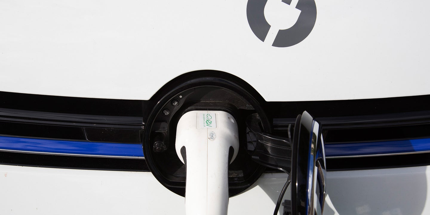 UK Proposes Equipping Every New Home for Electric-Car Charging