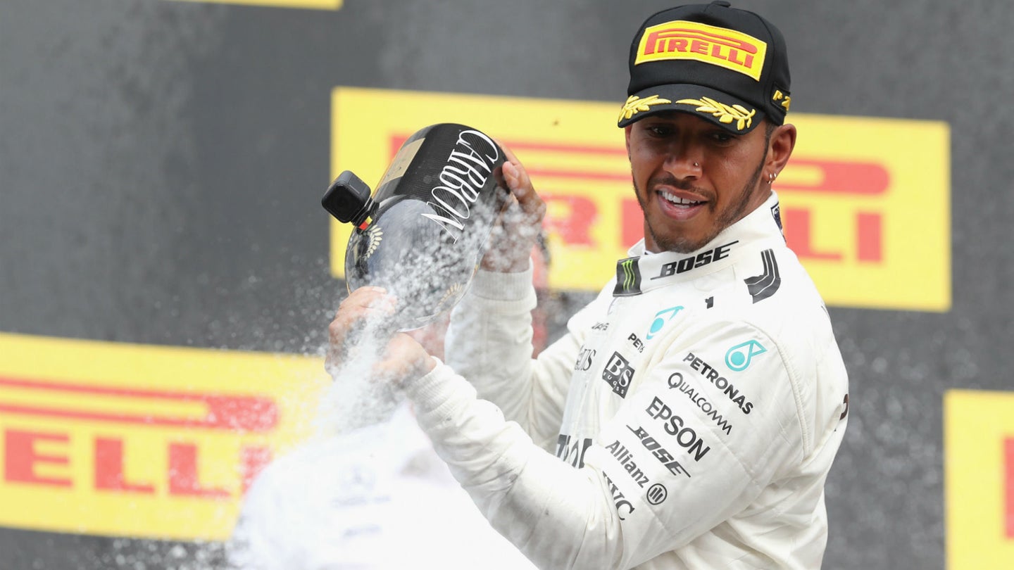 Lewis Hamilton Expects to Re-Sign with Mercedes