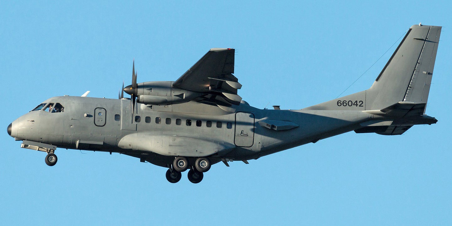 This Mysterious Military Spy Plane Has Been Flying Circles Over Seattle For Days
