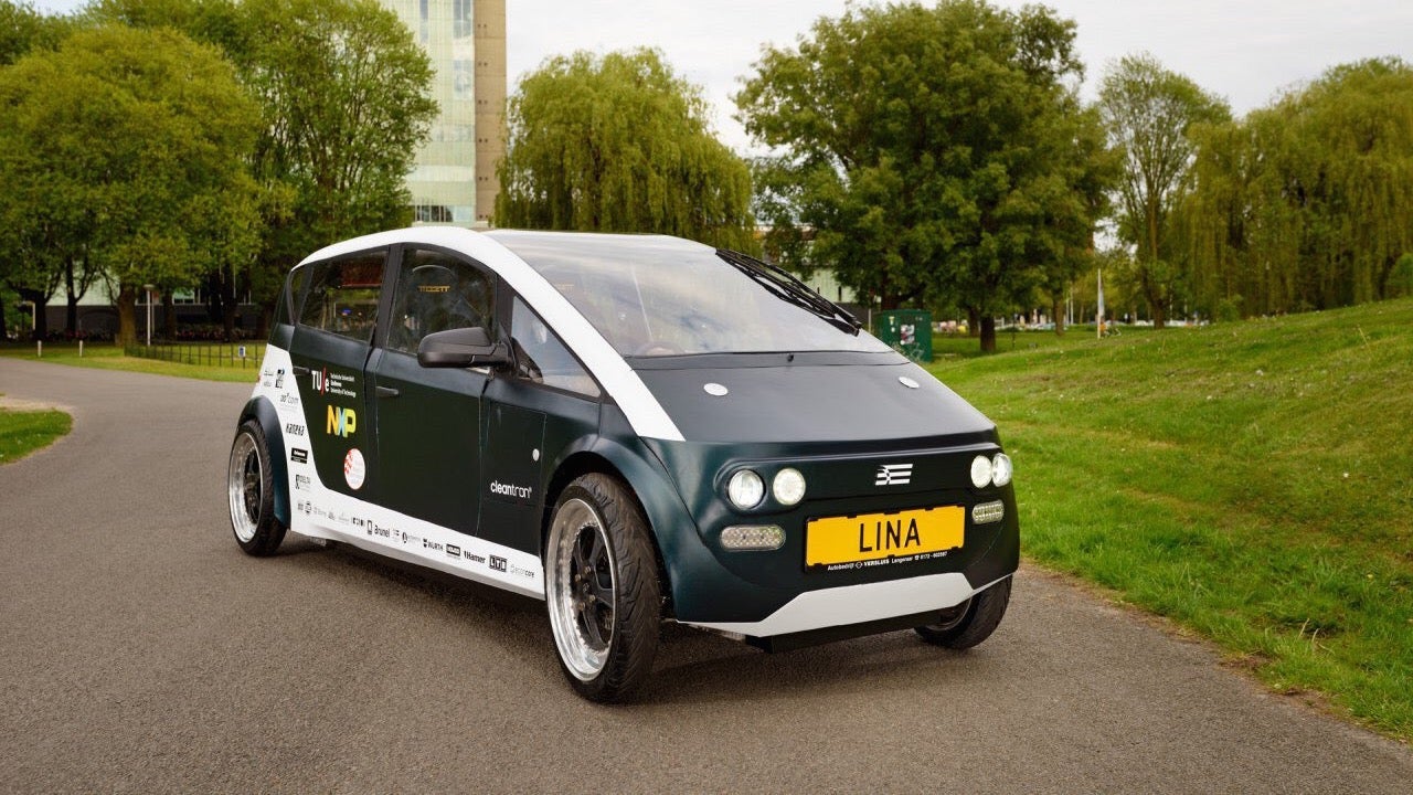 Dutch Students Made a Biodegradable Electric Car from Flax and Beets