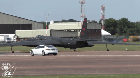 Watch This Tesla Model S Help a Lockheed Martin U-2 Take Off