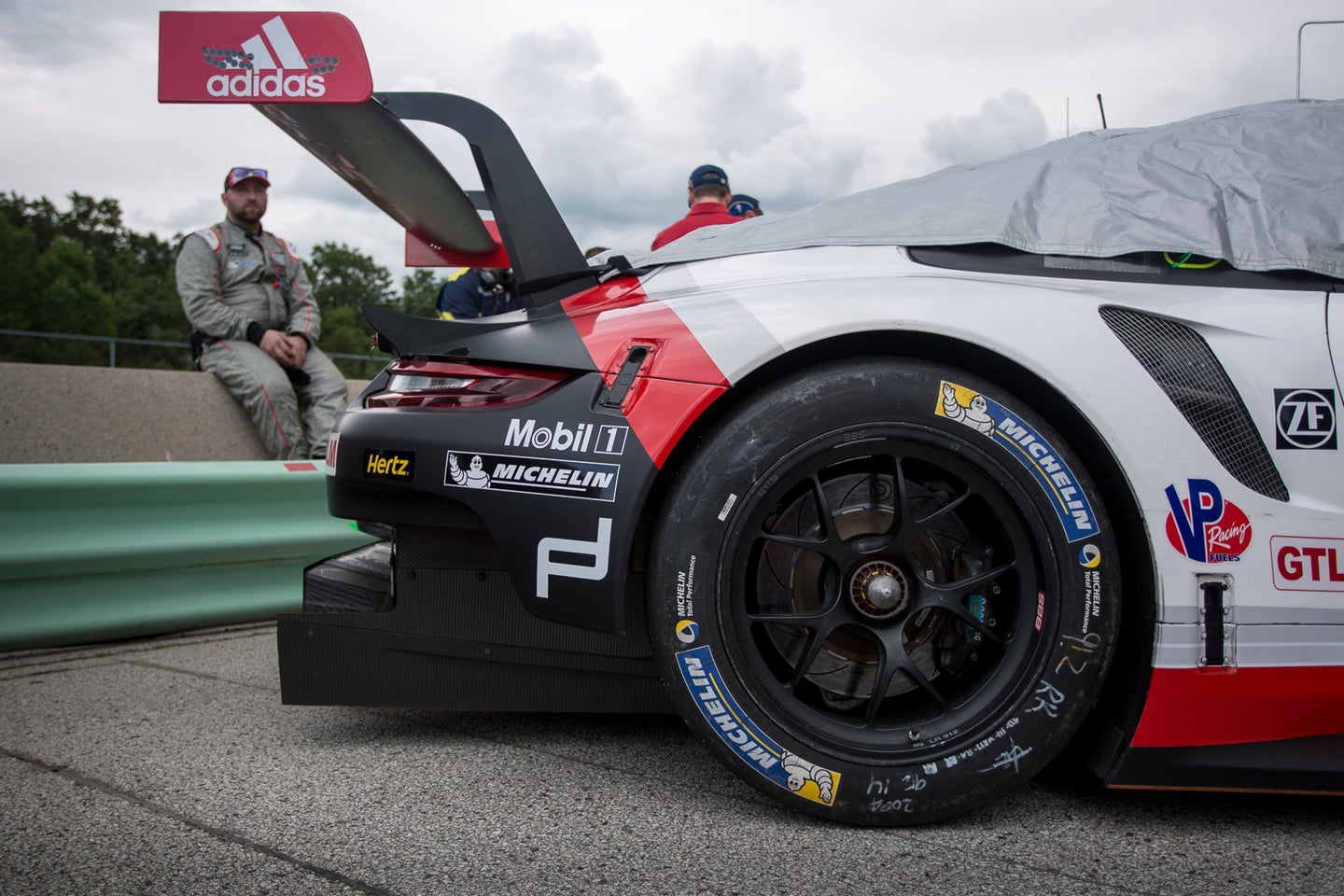 Check Out These Awesome Porsche Photos From The IMSA Race At Road America
