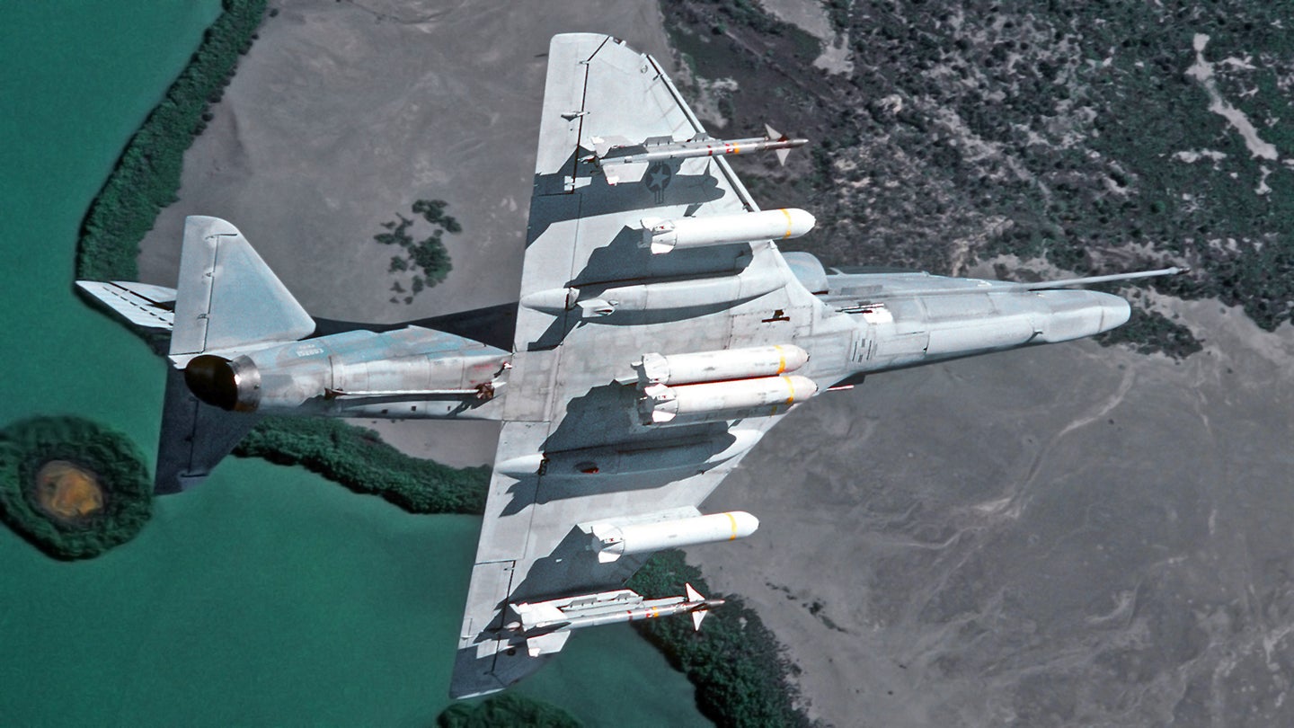 Skyhawks Over Cuba: VC-10 &#8220;Challengers&#8221; And Their TA-4J&#8217;s Unique Cold War Mission