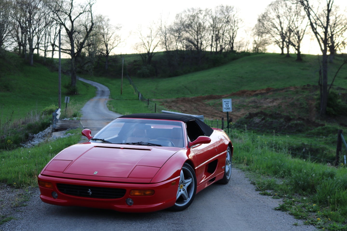 This Ferrari F355 Spider on Bring a Trailer Is a Time Machine to the &#8217;90s