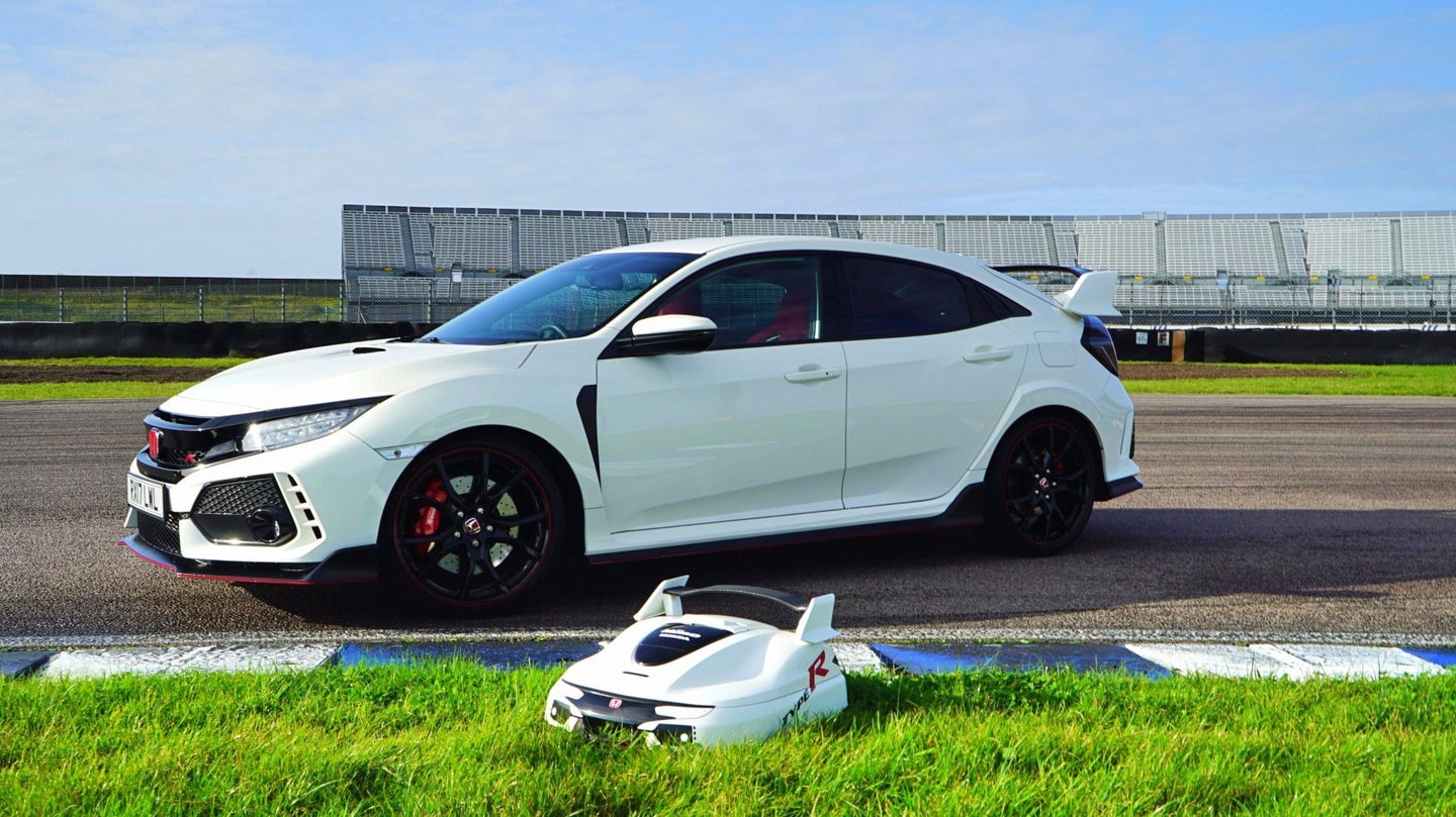 Honda Creates Civic Type R-Inspired Lawn Mower, Lets The Haters Hate