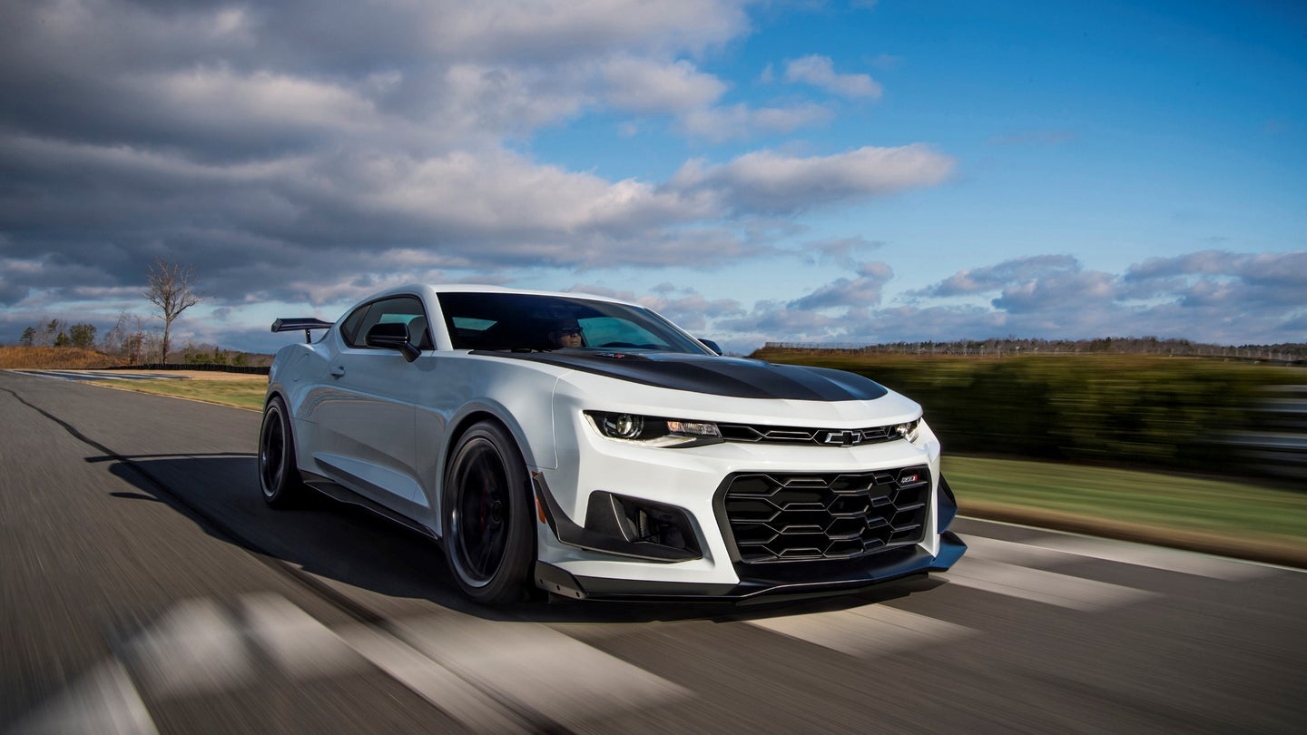 Chevy Camaro ZL1 1LE Won’t Be Sold in Europe Because the Aerodynamics Are Too Dangerous