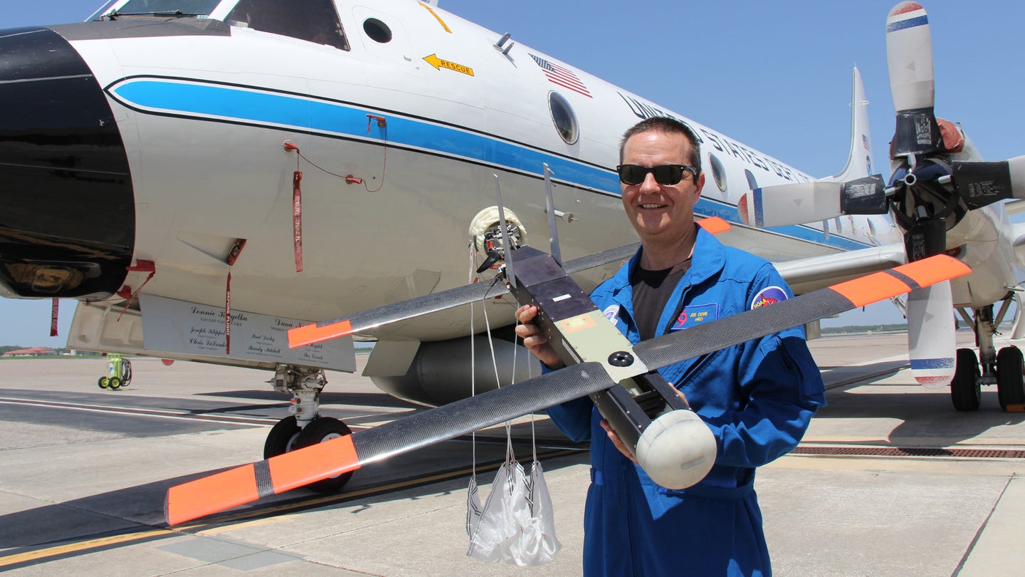 NOAA&#8217;s Flying Hurricane Hunters Launch Suicidal &#8220;Coyote&#8221; Drones Into The Middle of Storms