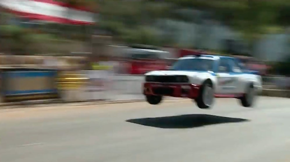 Watch This S54-Swapped BMW E30 Scream Up a Hill Climb at 9,000 RPM