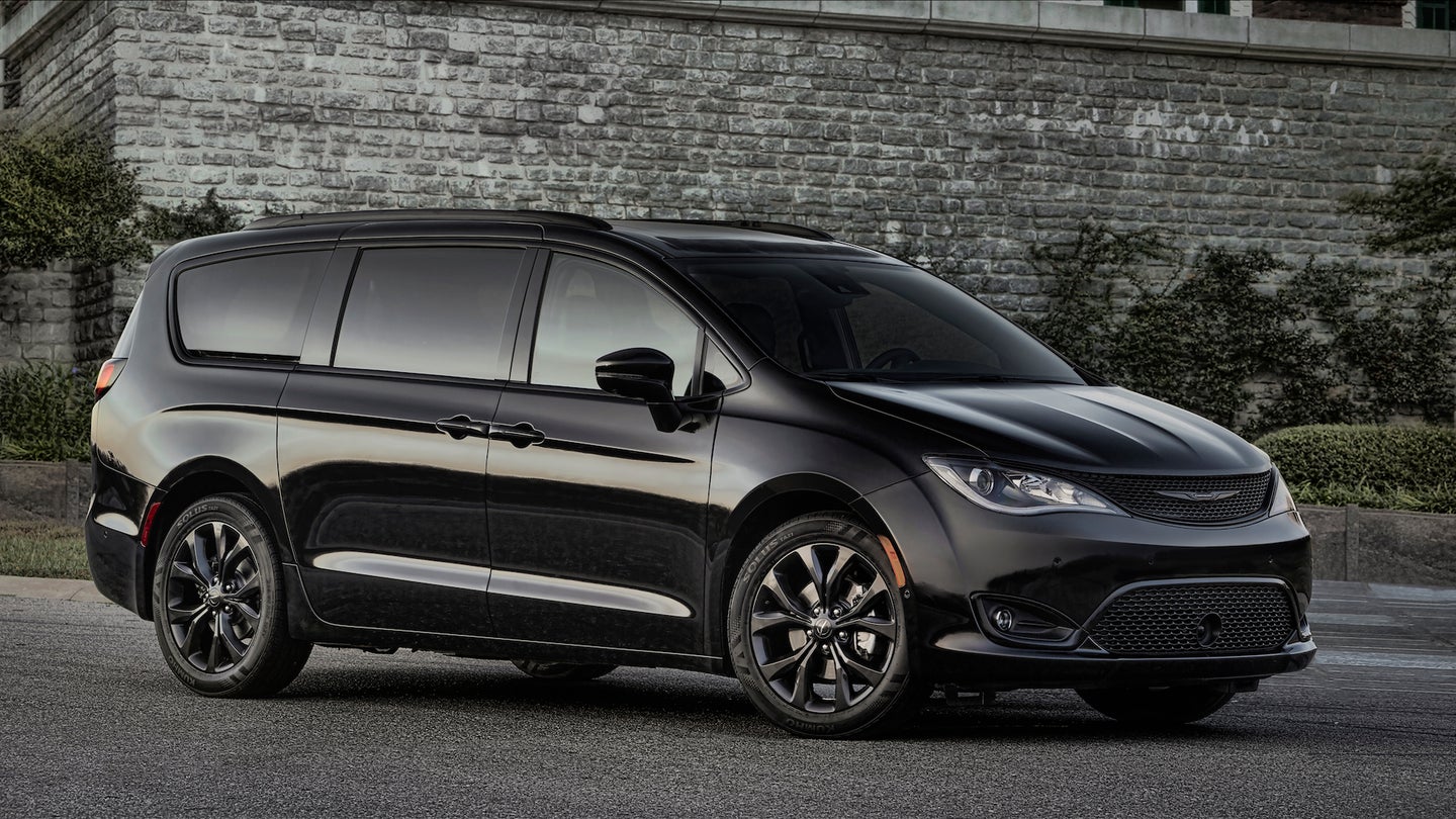 The 2018 Chrysler Pacifica Gets a Sporty Look