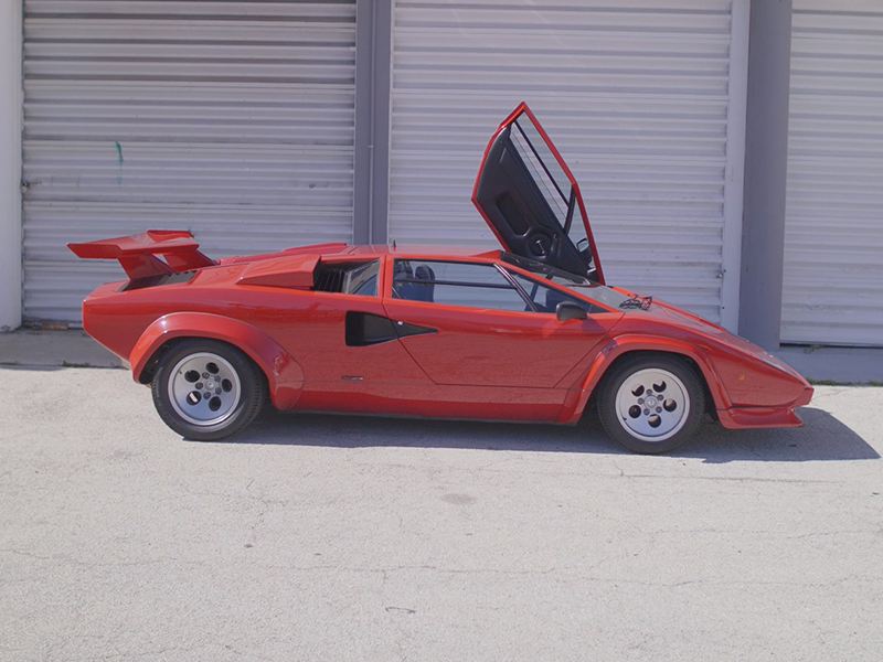 This Is What It’s Like To Drive A 1985 Lamborghini Countach LP5000S QV