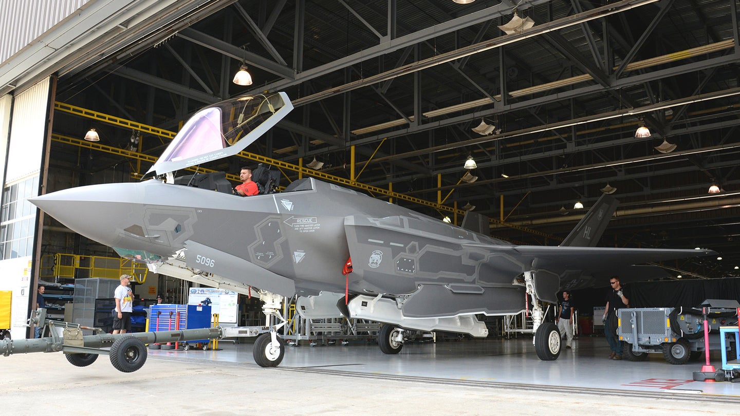 The F-35 Joint Strike Fighter Program Had A Pretty Rough Week