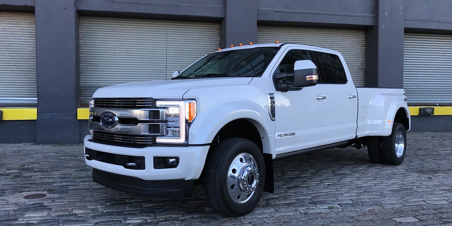 Why Are People So Against the $100,000 Ford F-450 Super Duty Limited 4×4?