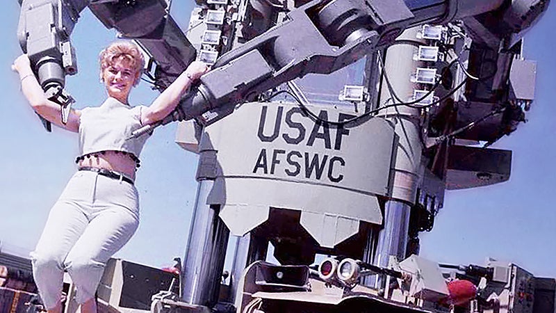 The First Giant Mecha Robot Fight Was Lame, But This Real Cold War Era Mecha Wasn’t
