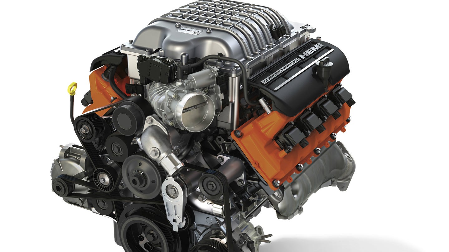 Dodge to Offer 707 Horsepower &#8216;Hellcrate&#8217; Engine at Last