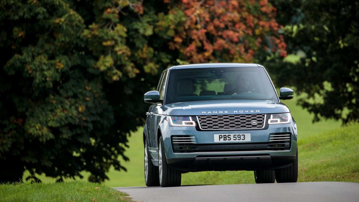 The 2018 Range Rover Gets a Facelift, New Toys and a Plug-In Hybrid Option