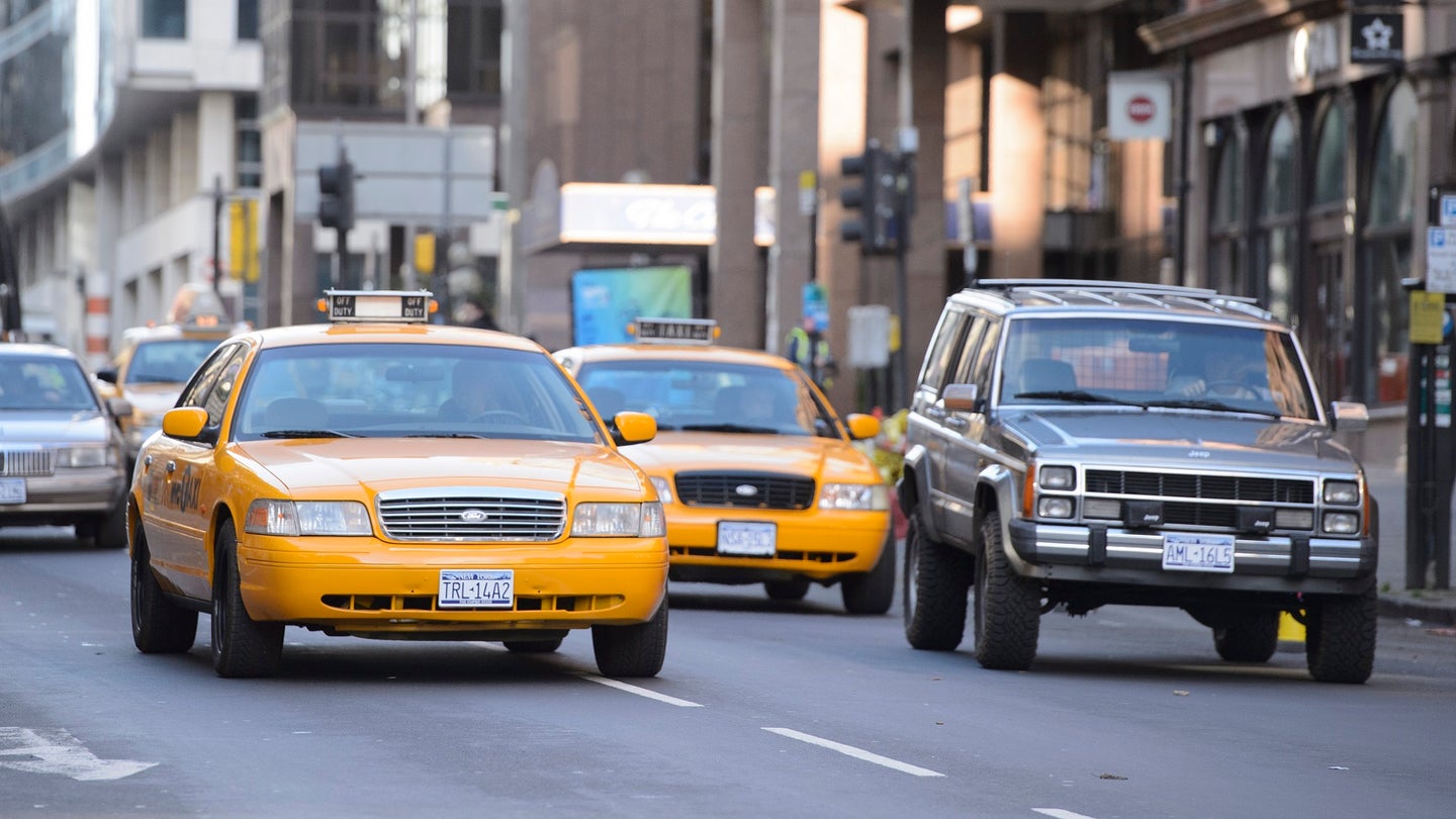 Cab Companies on Uber and Lyft: If You Can&#8217;t Beat &#8216;Em, Join &#8216;Em