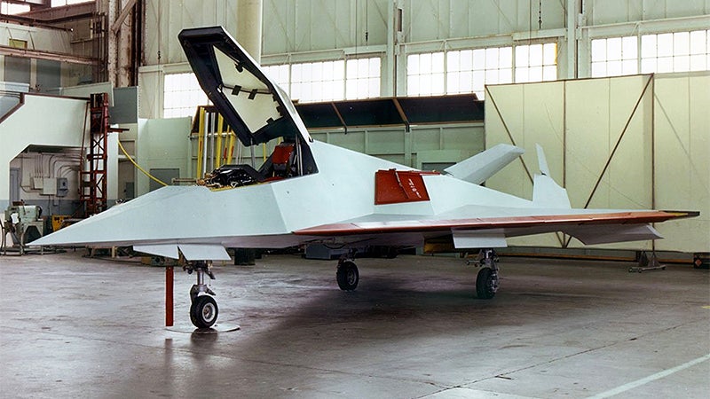 Test Pilot Recounts Flying Both Have Blue And Tacit Blue Experimental Stealth Jets