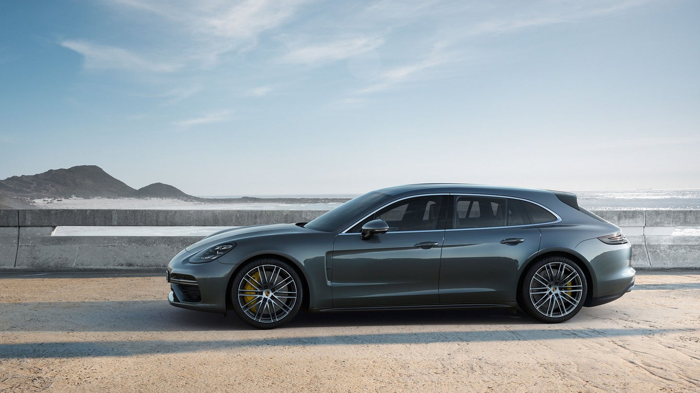 And the Golden Steering Wheel Goes to&#8230;the Porsche Panamera