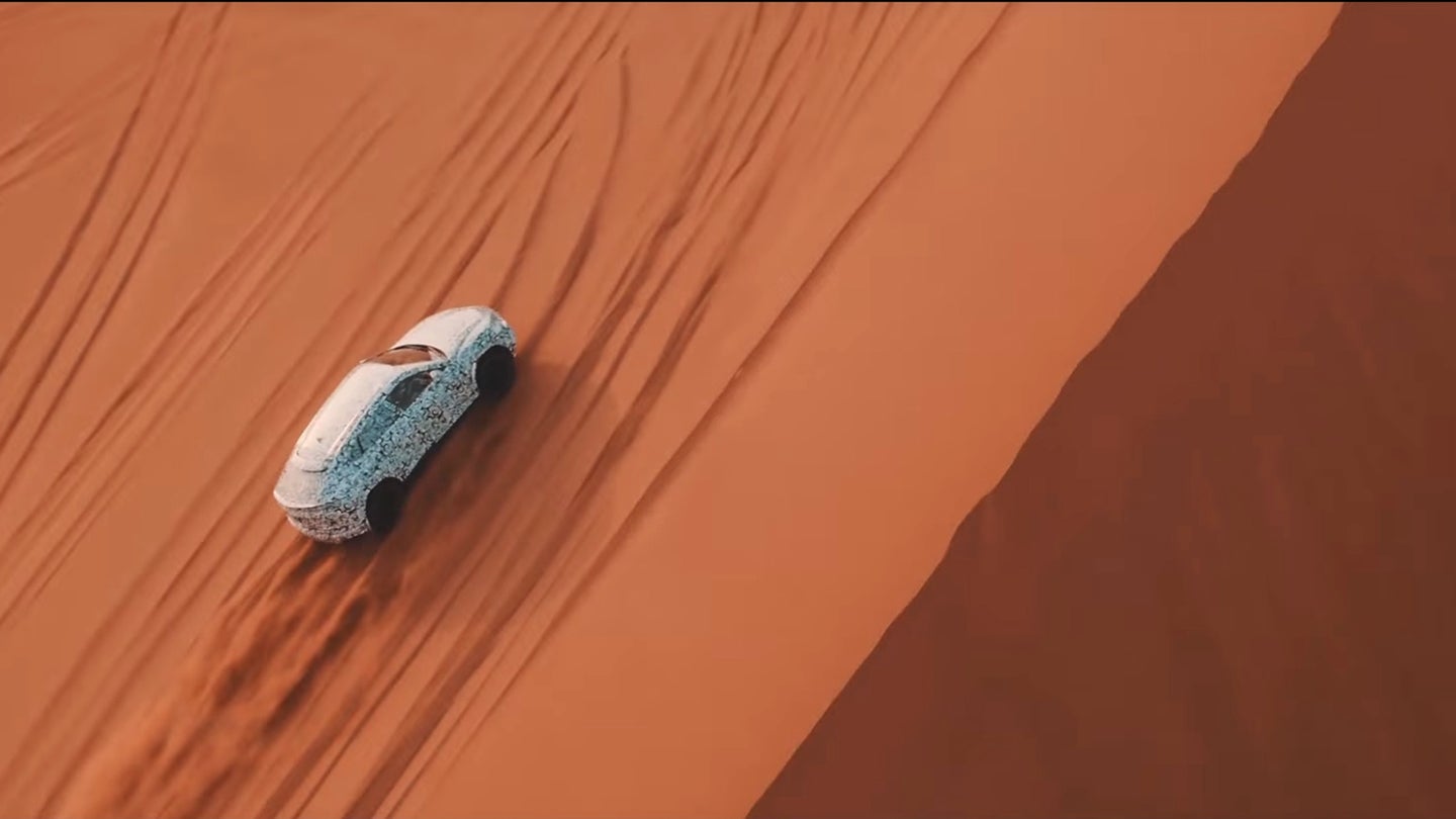 The New Lamborghini Urus SUV Will Have a Dedicated Off-Road Mode for Sand Dunes