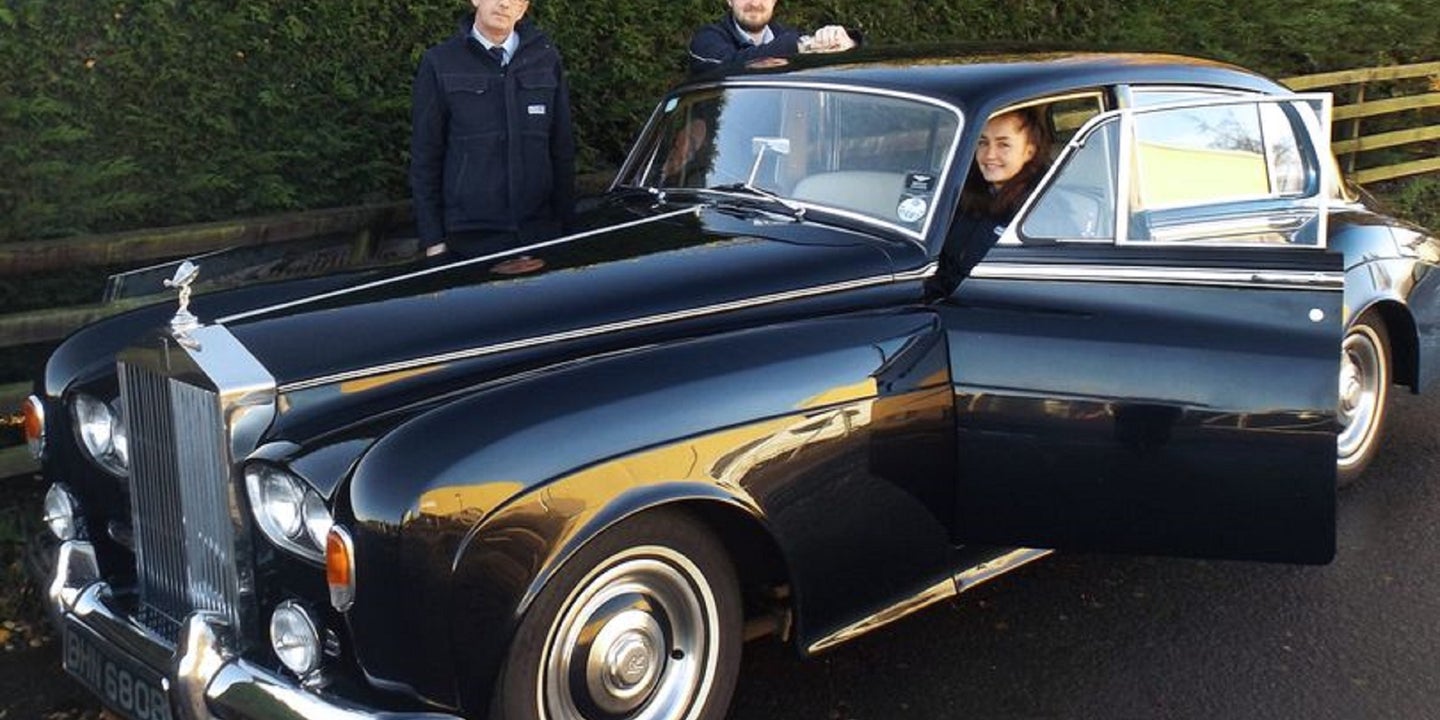 You Can Buy the Queen of England’s Rolls Royce This Weekend