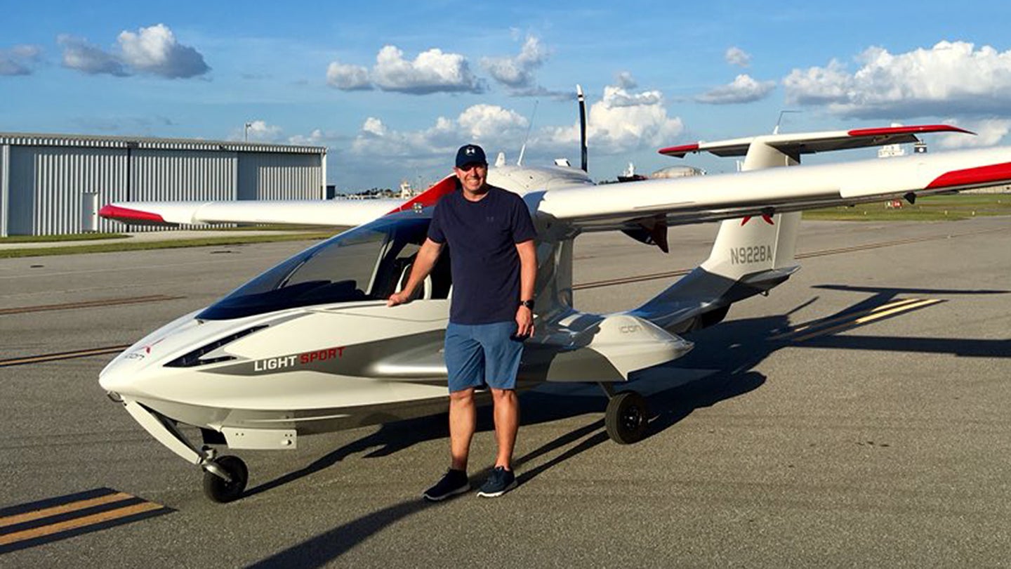 Former MLB Pitcher Roy Halladay Dies After His Icon A5 Crashes Off the Florida Coast
