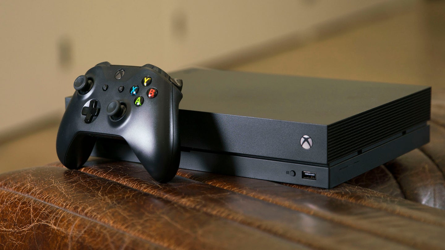 Xbox One X Review: This 4K Powerhouse Is the Closest You’ll Get to Lifelike Racing on a Console