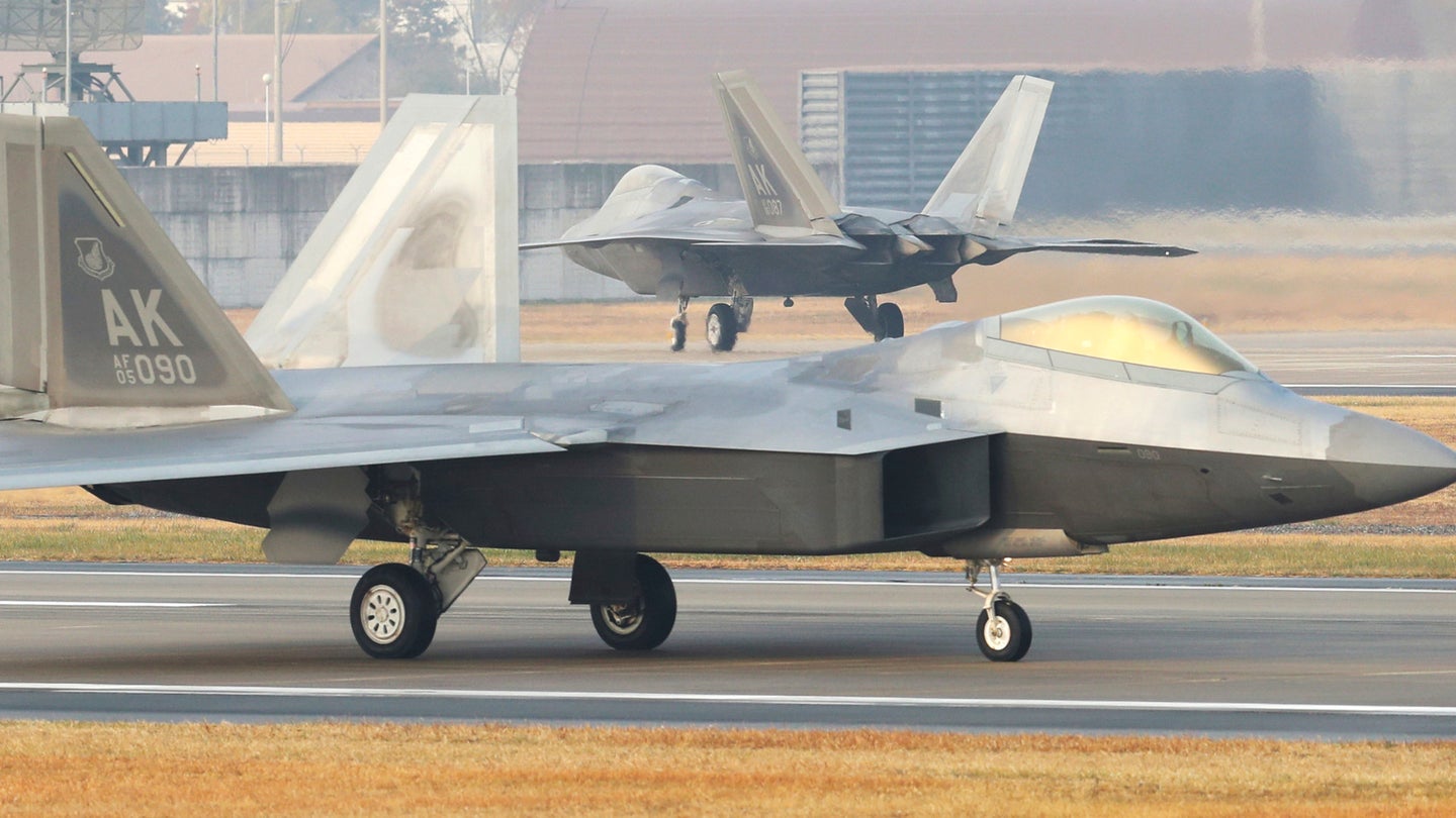 F-22s, F-35s Join Hundreds of US and South Korean Jets in Drill as Fears of War Rise