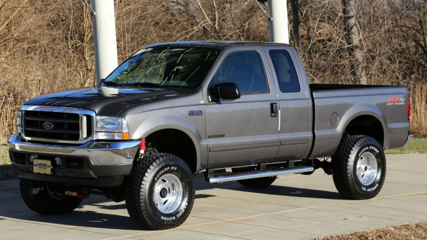 Someone Buy This 611-Mile 2003 Ford F-350 Time Capsule