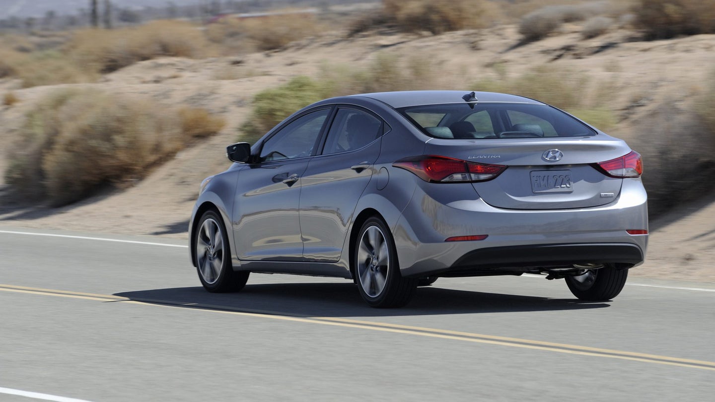 Hyundai Elantra Qualifies for Top Safety Pick from IIHS